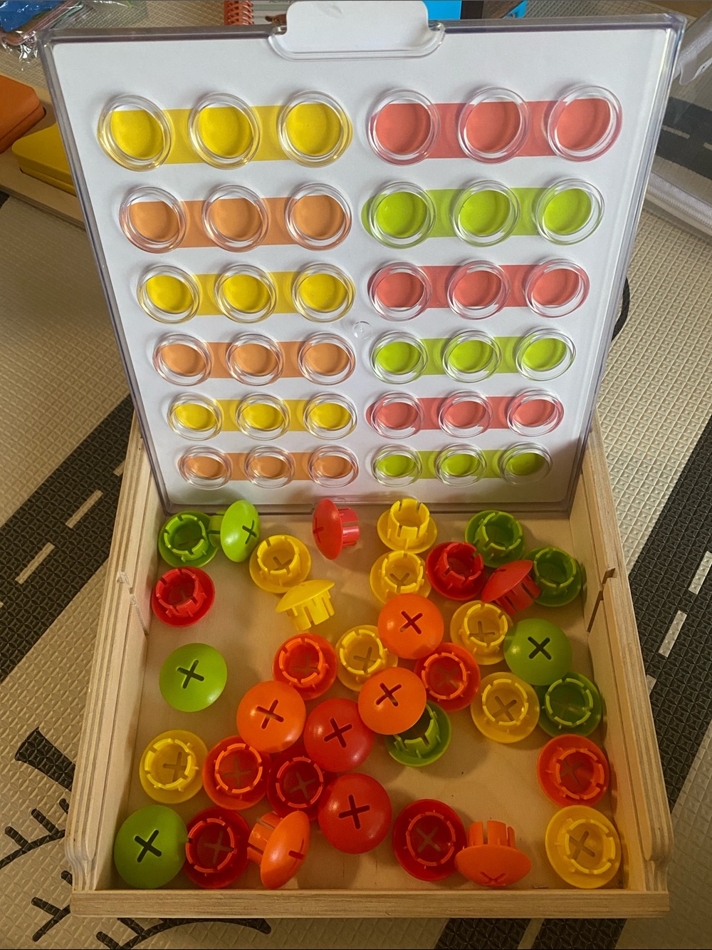 Lovevery Kids peg board
